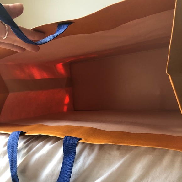 LV PAPER BAG - Picture 5 of 5